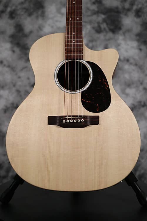 

Martin - GPC-X2E-01 Ситка/HPL Красное дерево - GPC-X2E-01 Sitka/HPL