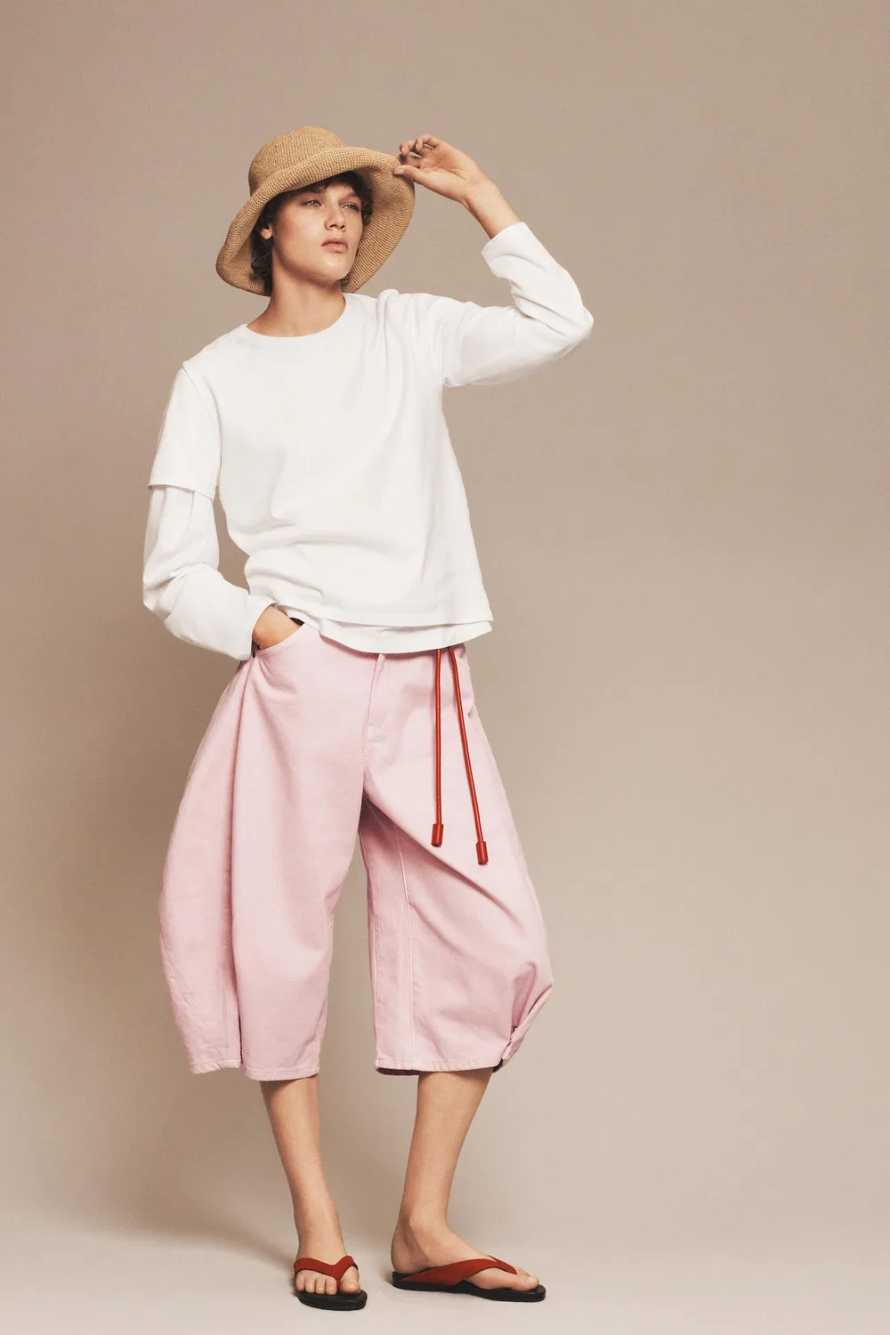 Плиссированные бермудские шорты - вещь от Zara Woman, Pink