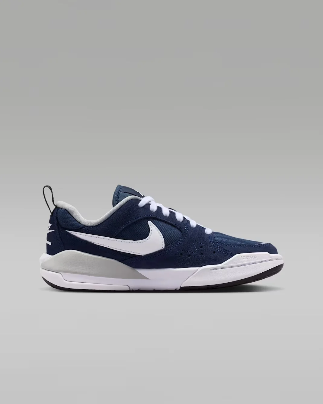 Кроссовки подростковые Nike Jordan CMFT Era, темно-синий/белый — фото 2