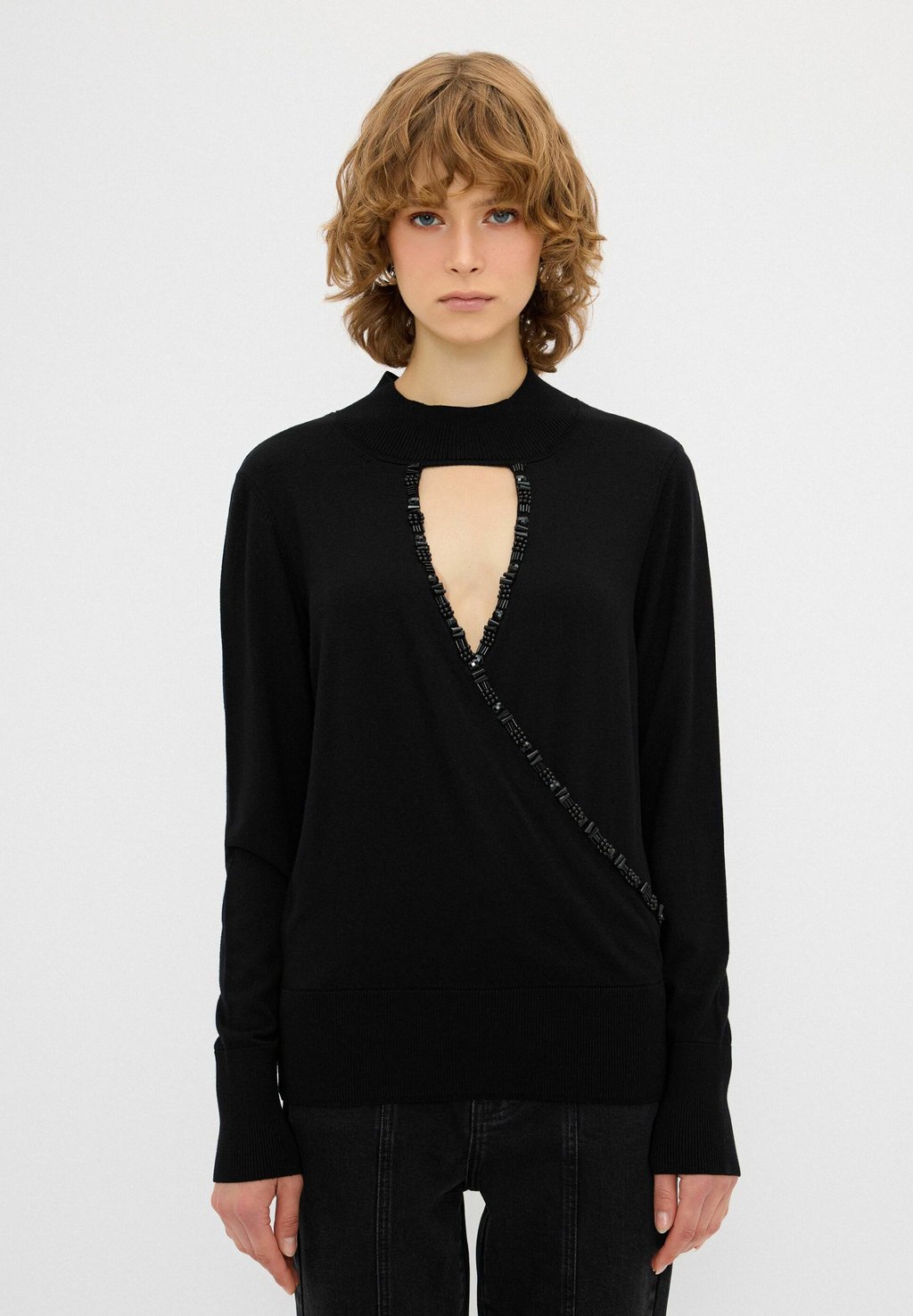 

Джемпер CUT-OUT DETAILED adL, черный