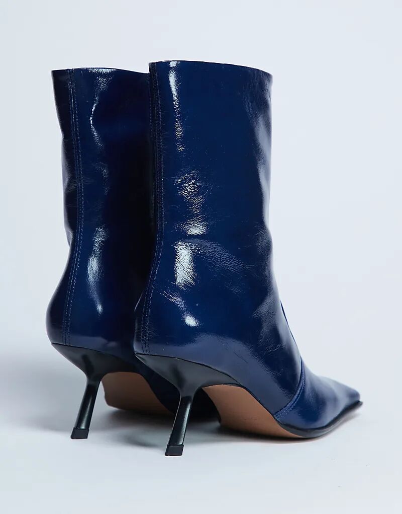 Ботильоны Topshop Sienna Premium из натуральной кожи с квадратным носком и средним каблуком, темно-синего цвета — фото 2