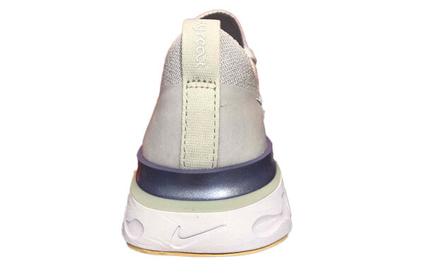 Кроссовки React Infinity Run Flyknit Nike, белый — фото 3