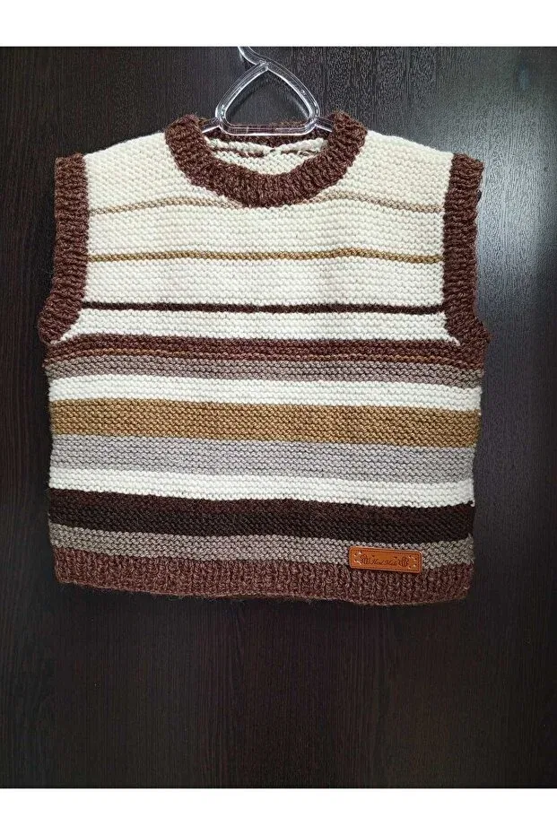 Детский кардиган без рукавов в полоску Hand knitted children's cardigan Esmasultan, Brown