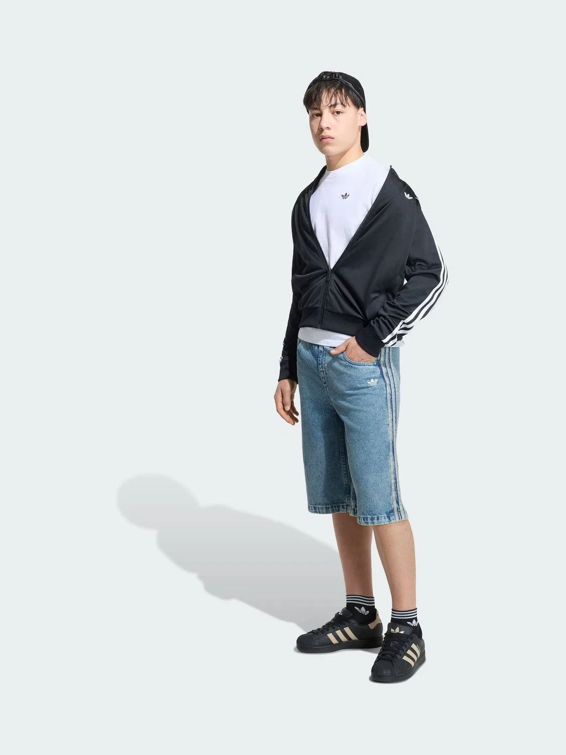 Шорты джинсовые свободные adidas Originals, синий — фото 2