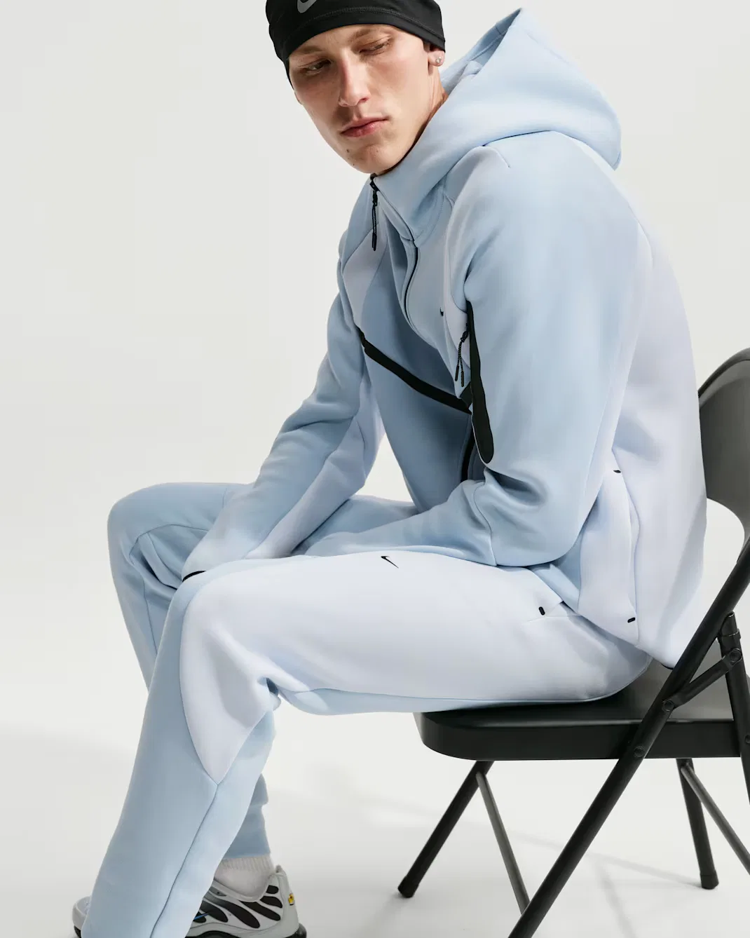 Мужские флисовые спортивные брюки с цветовыми блоками Nike Tech, Light Armory Blue/Football Grey/Black — фото 4