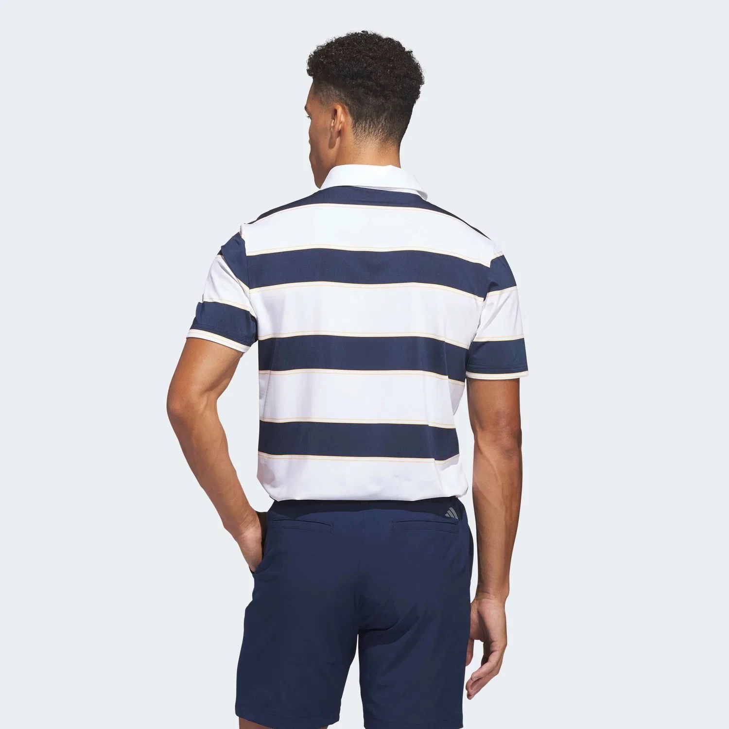 Спортивная футболка Adidas Performance Shirt Ultimate365 белого цвета