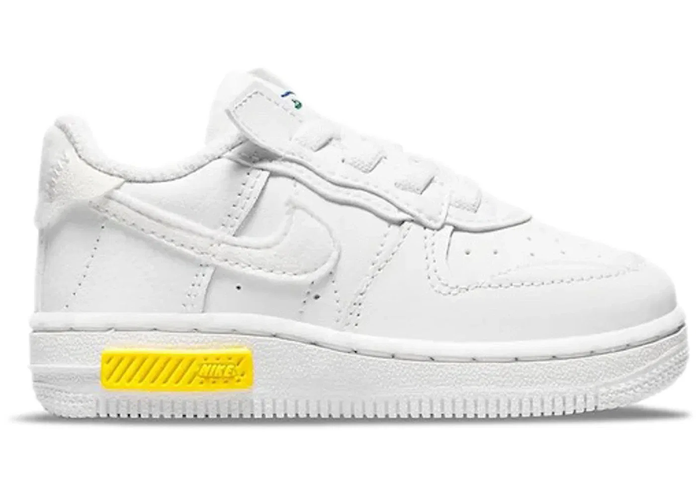 Детские кроссовки с перфорацией Nike Air Force 1 Low Fontanka Nike, White/Photon Dust/Opti Yellow/Summit White