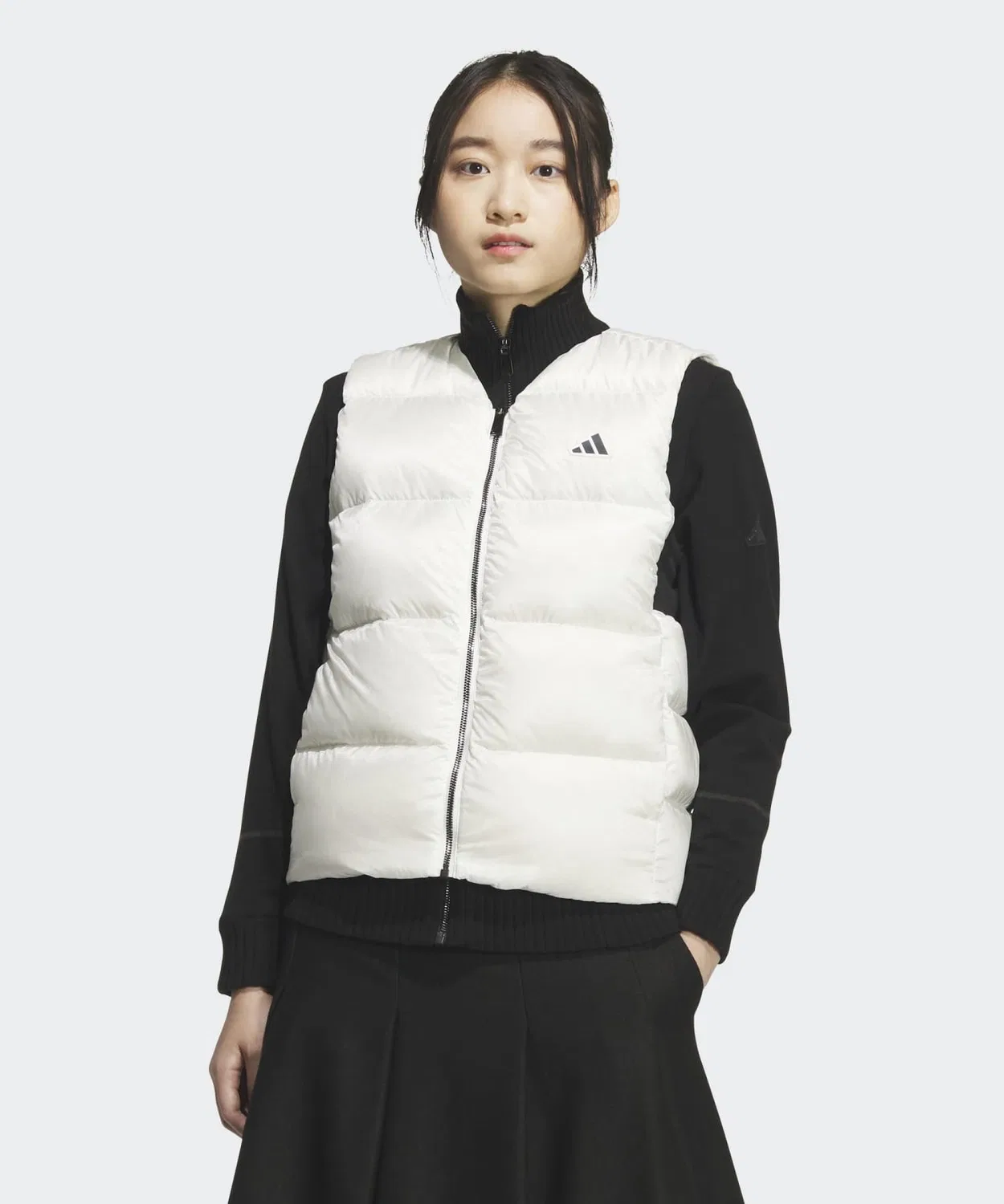 Женский жилет стеганый с принтом Adidas Golf, Off White