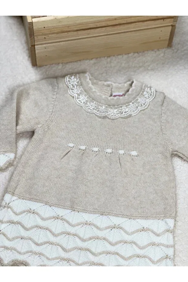 Детский комплект из платья и леггинсов с кружевным воротником E&S Emin'S, Beige — фото 4