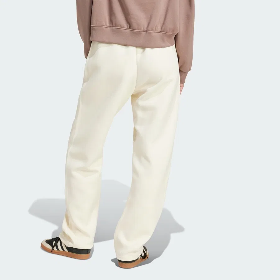 Брюки ADIDAS ORIGINALS свободного кроя «Oversized 3-Stripes Sweat» в натуральном белом цвете — фото 3