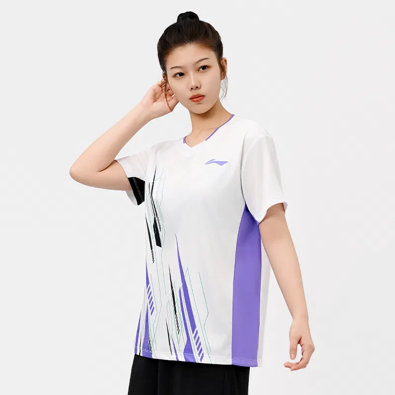 Детский комплект спортивной одежды с белым топом и черными штанами Li-Ning — фото 4