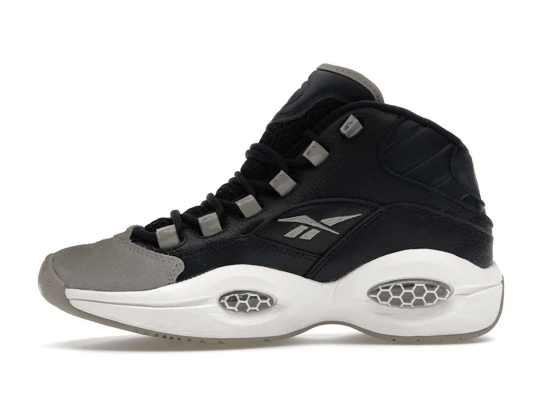 Детские кроссовки Lifestyle Reebok Question Mid Georgetown (2020) (GS), Carbon/Faux Indigo-White — фото 3