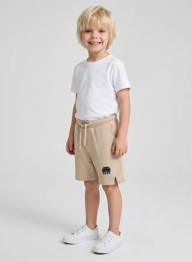 Шорты хлопковые с кулиской Boys Cotton Blend Drawstring Take Two, бежевый — фото 2