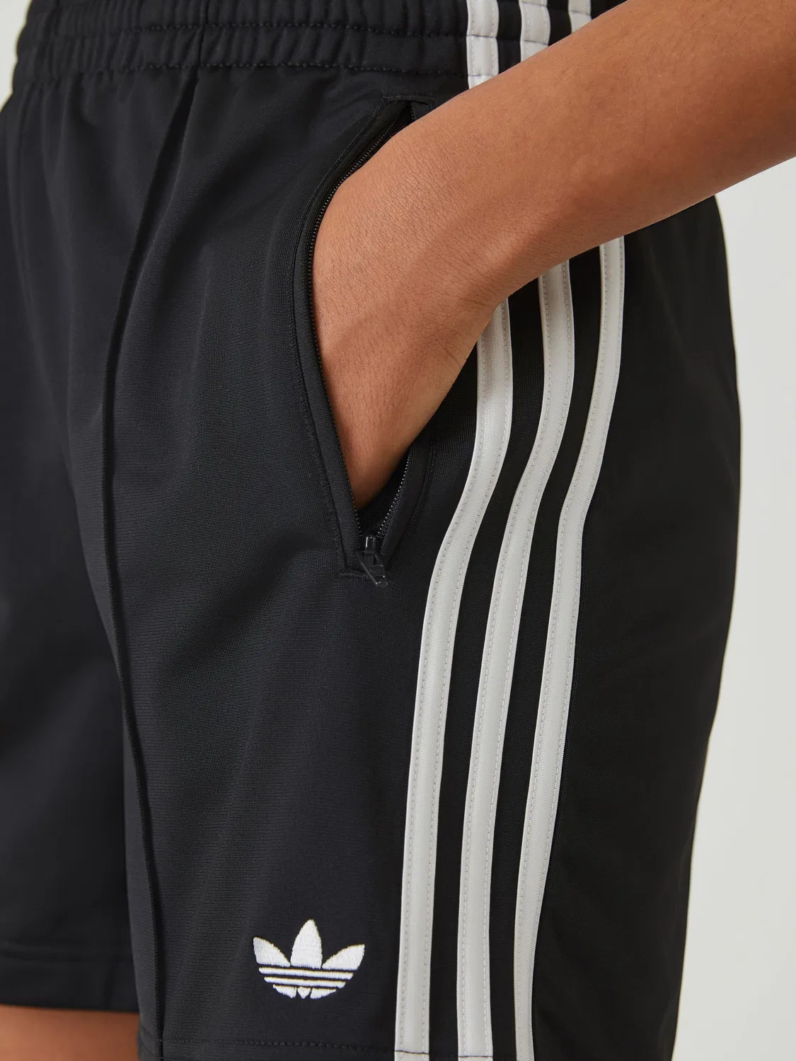 Шорты Firebird, adidas Originals, черный — фото 4