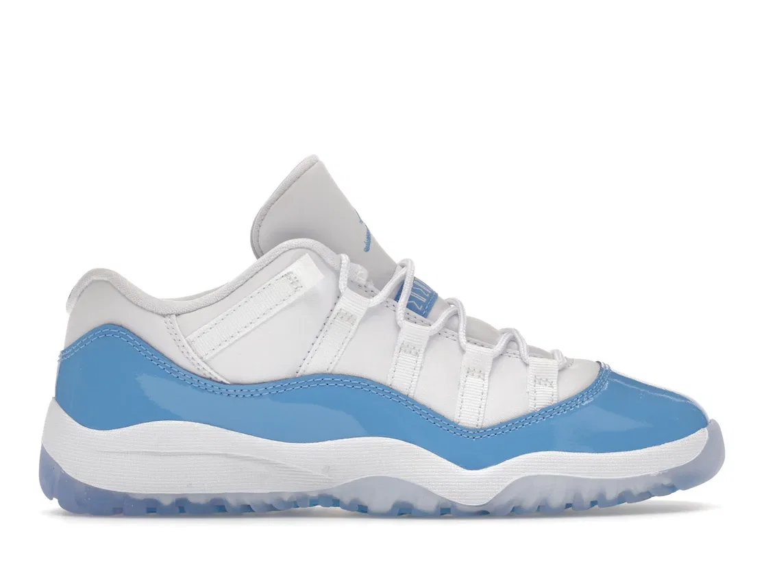 Детские кроссовки Lifestyle с патентованной кожей Jordan 11 Retro Low, White/University Blue/Black