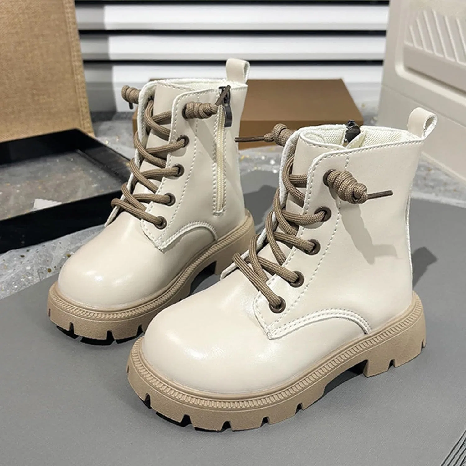 Детские белые ботинки на молнии и шнуровке для девочек, Beige — фото 2
