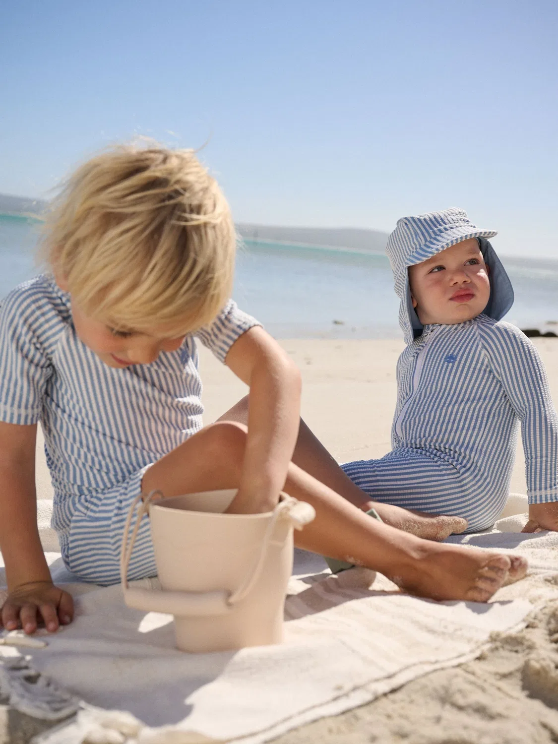Купальник слитный с панамой, полосатый, Sunsafe Next, голубой — фото 4