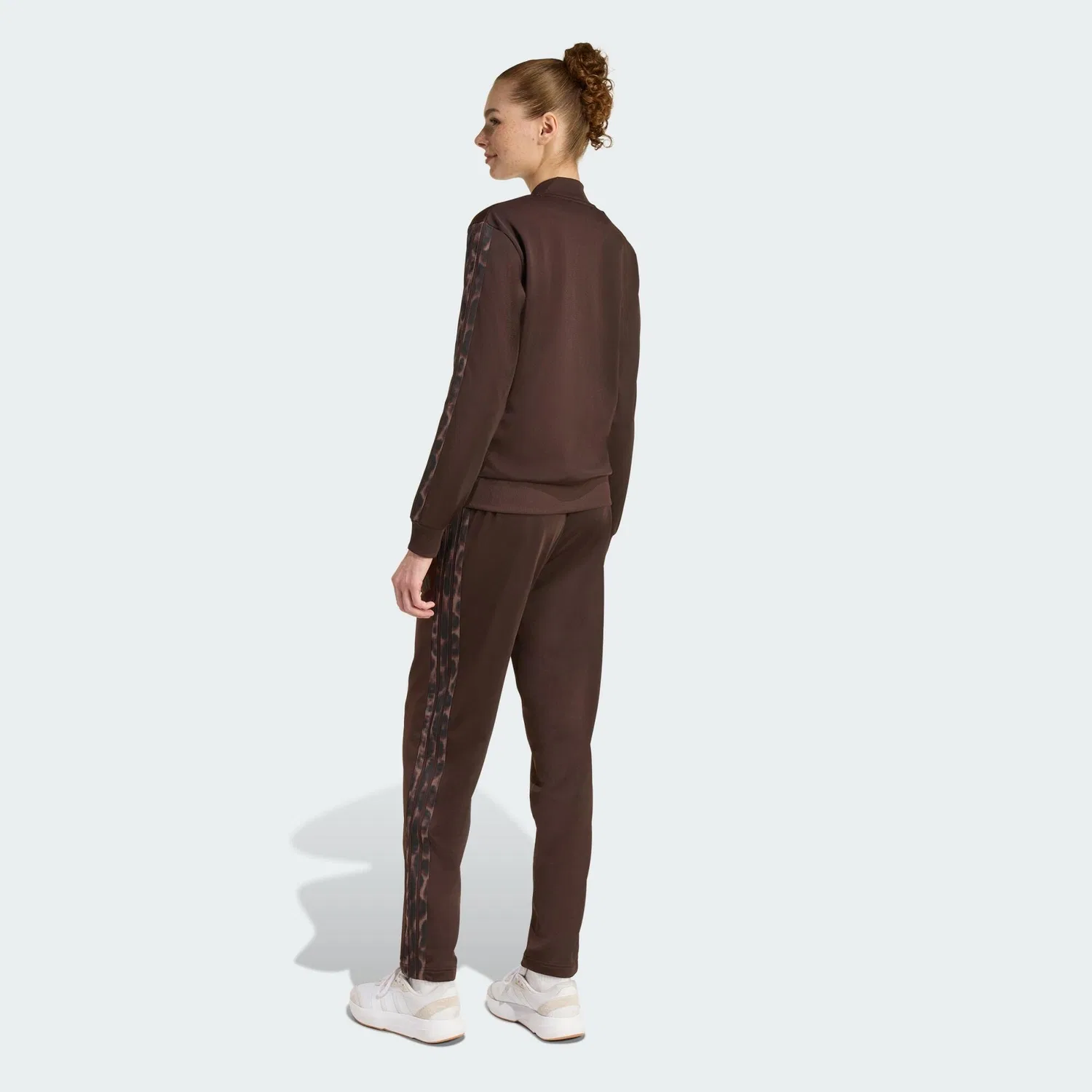 Мужской спортивный костюм с принтом 3-STRIPES Leopard Print adidas, Dunkelbraun Bunt — фото 3