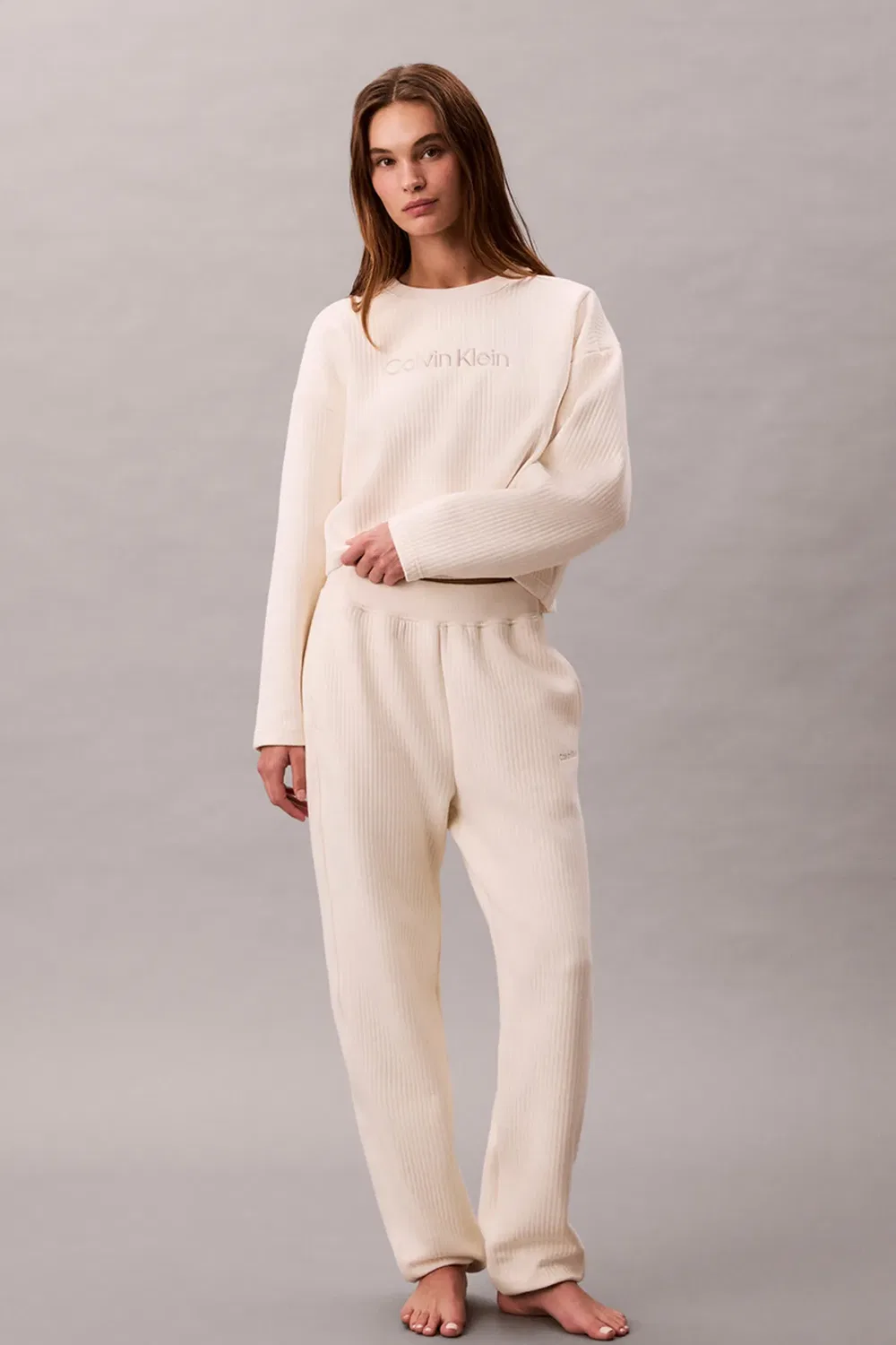 Женские спортивные штаны из махры с quilted стежкой Calvin Klein, Ivory