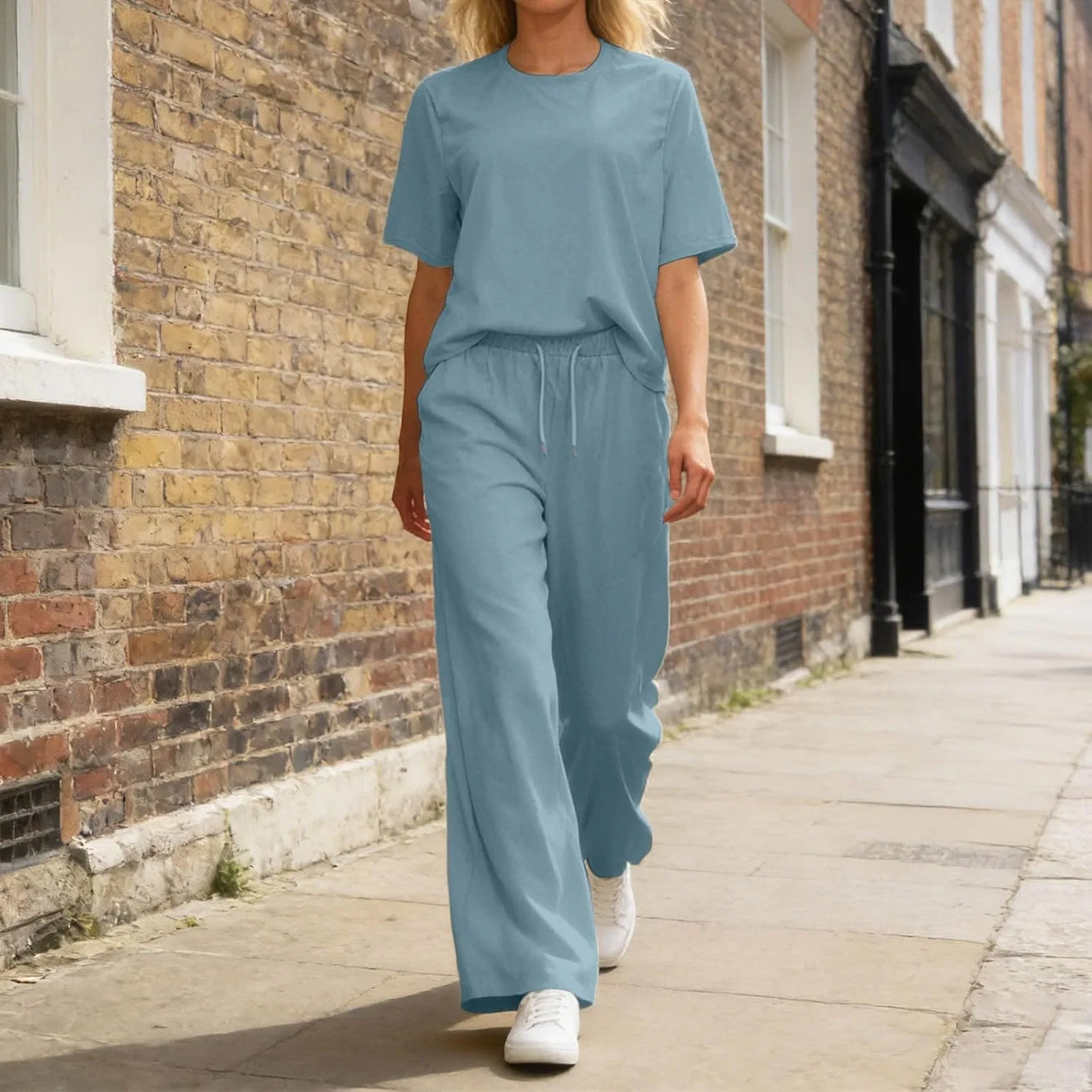 Женский спортивный костюм из топа и широких брюк, Sky Blue — фото 3