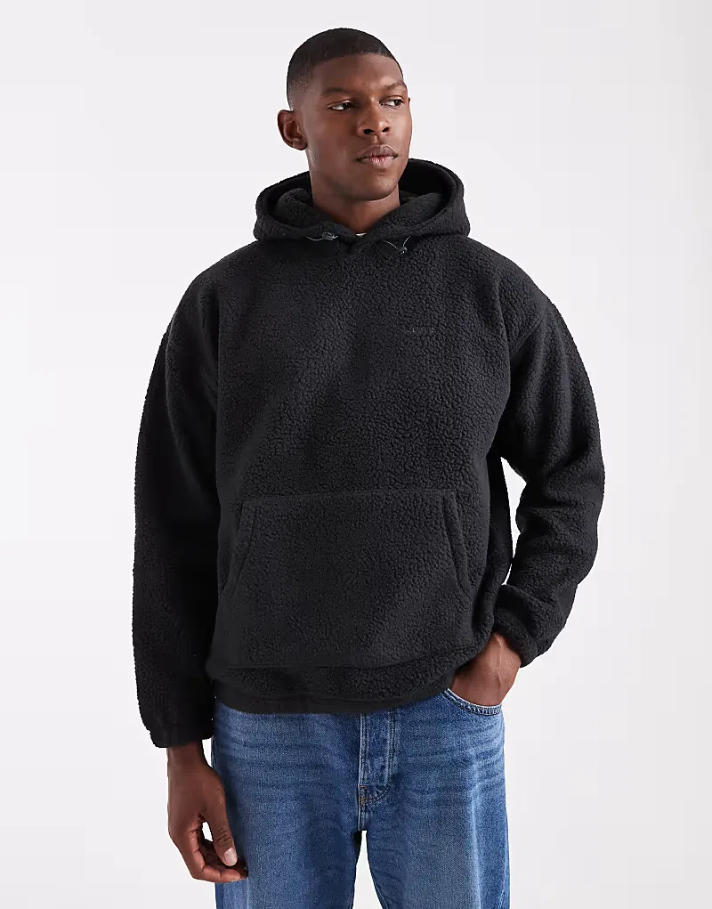 Худи Levi's из черного флиса с логотипом в тон
