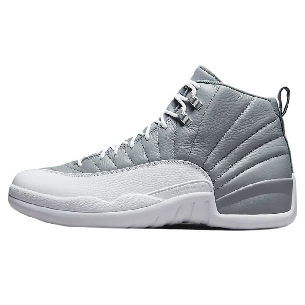 

Кроссовки Nike Air Jordan 12 Retro, серый/светло-серый