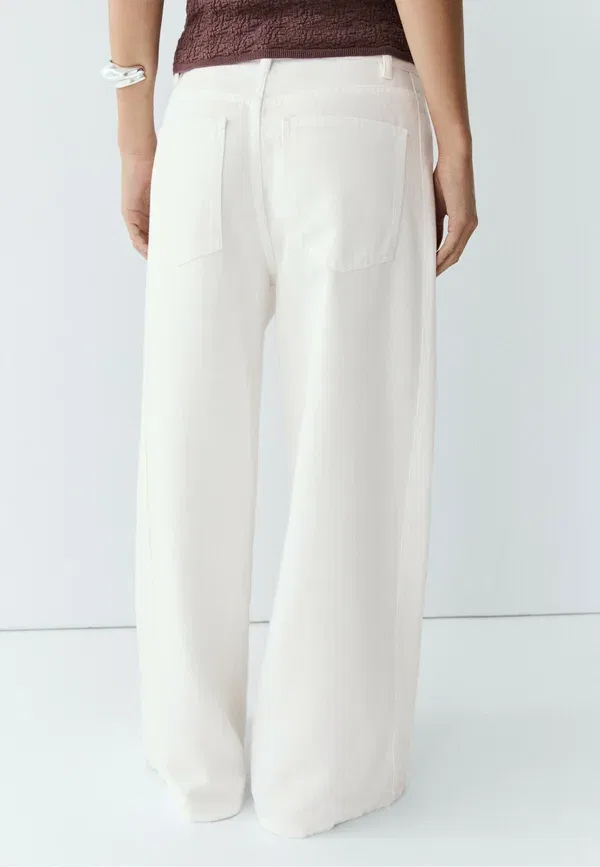 Джинсы деним Flowy wide-leg jeans Massimo Dutti, белый — фото 3