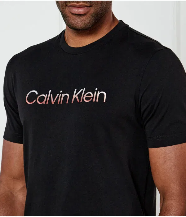 Мужская футболка хлопковая Regular Fit Calvin Klein, черный — фото 4