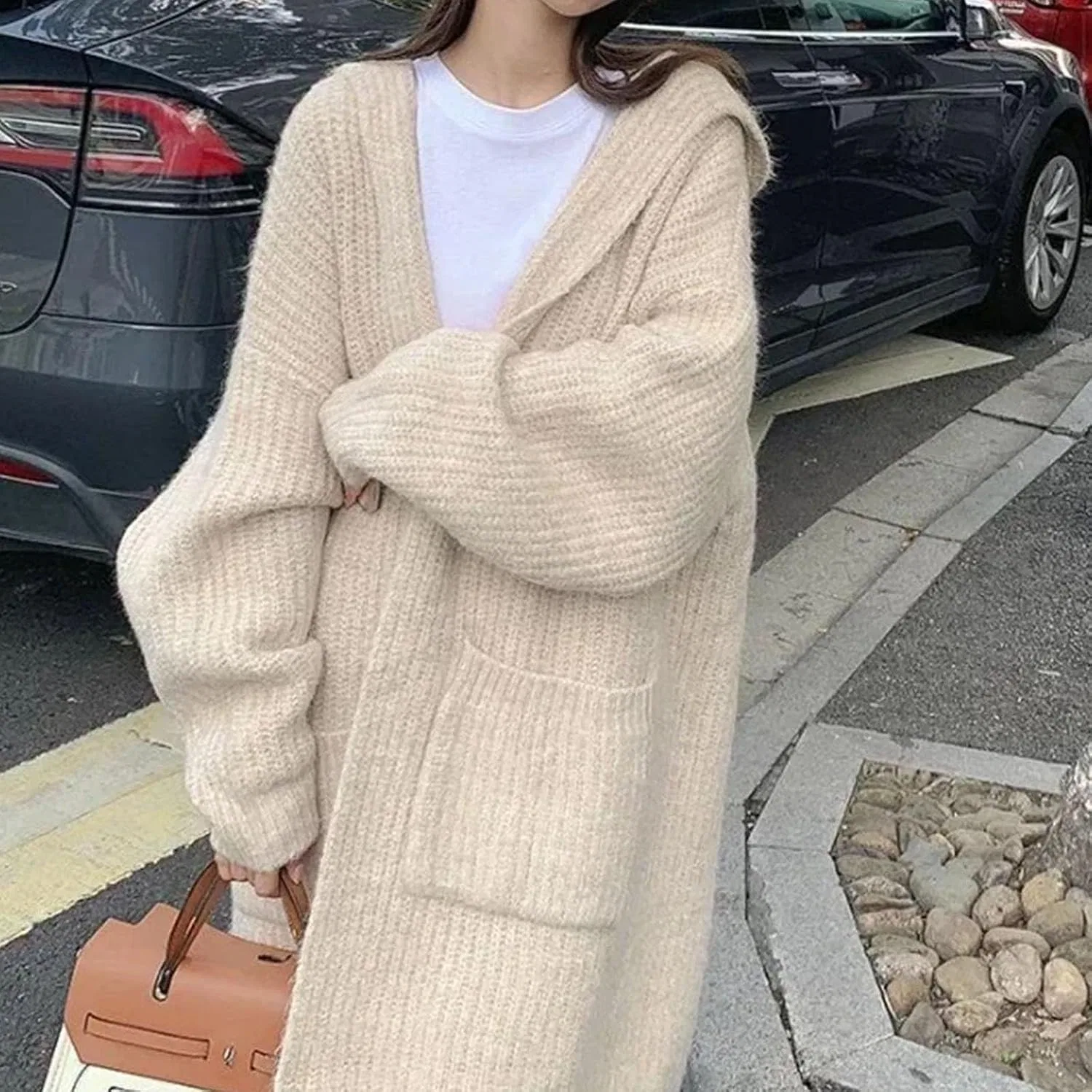 Женский вязаный кардиган с V-образным вырезом, Beige Sweater — фото 2
