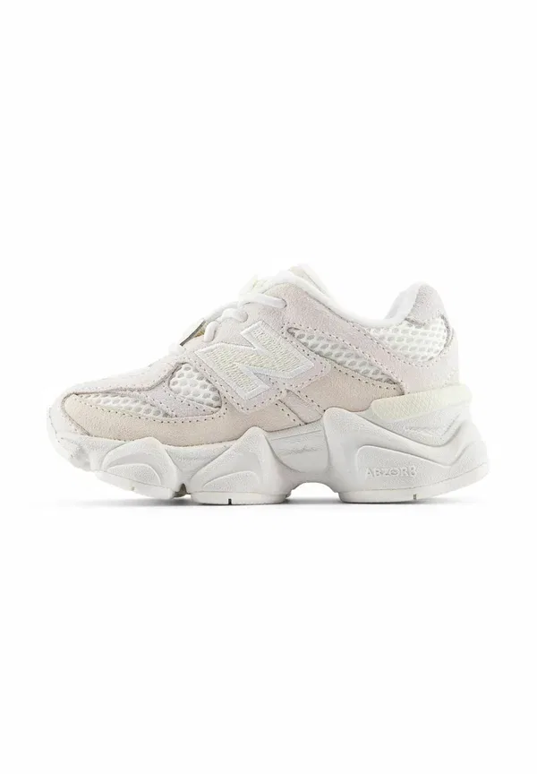 Кроссовки кожаные и текстильные 9060 New Balance Angora Sea Salt