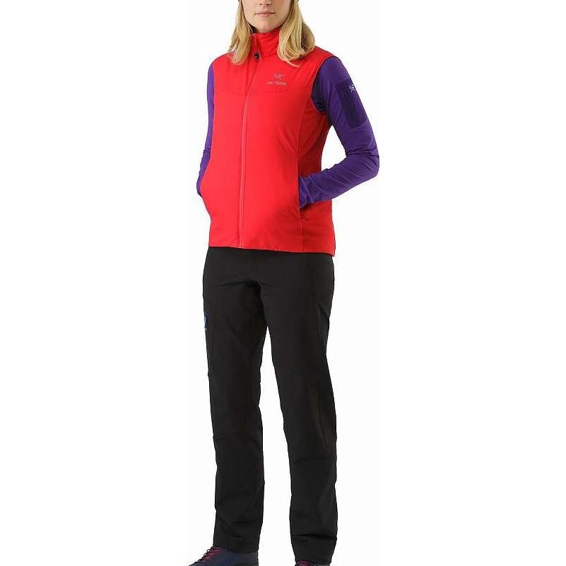 Жилет серии Atom женский Arcteryx, цвет Coral Red/Hard Coral — фото 3