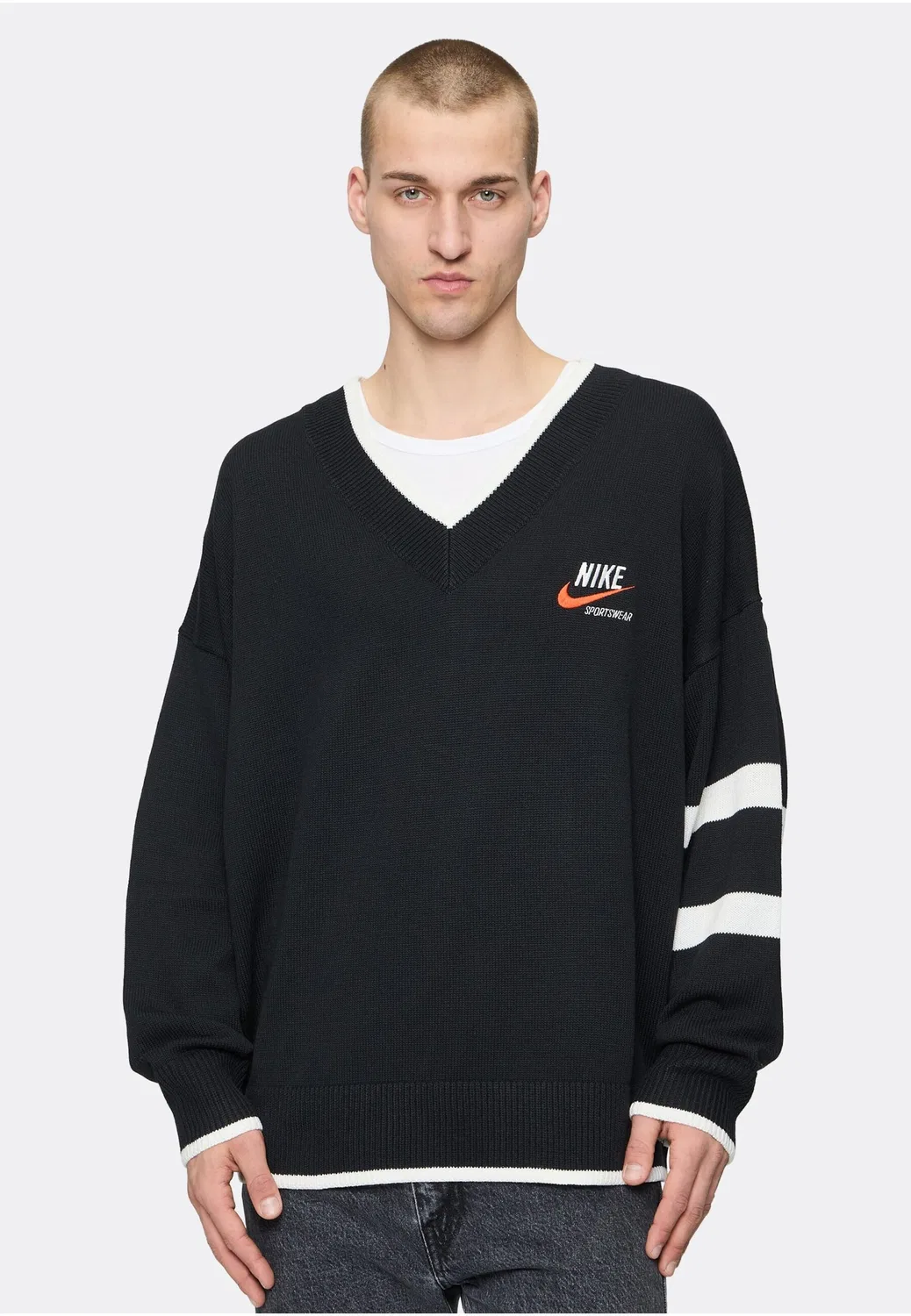 Мужской свитер с V-образным вырезом Nike, Black/Sail/Team Orange/Sail — фото 3