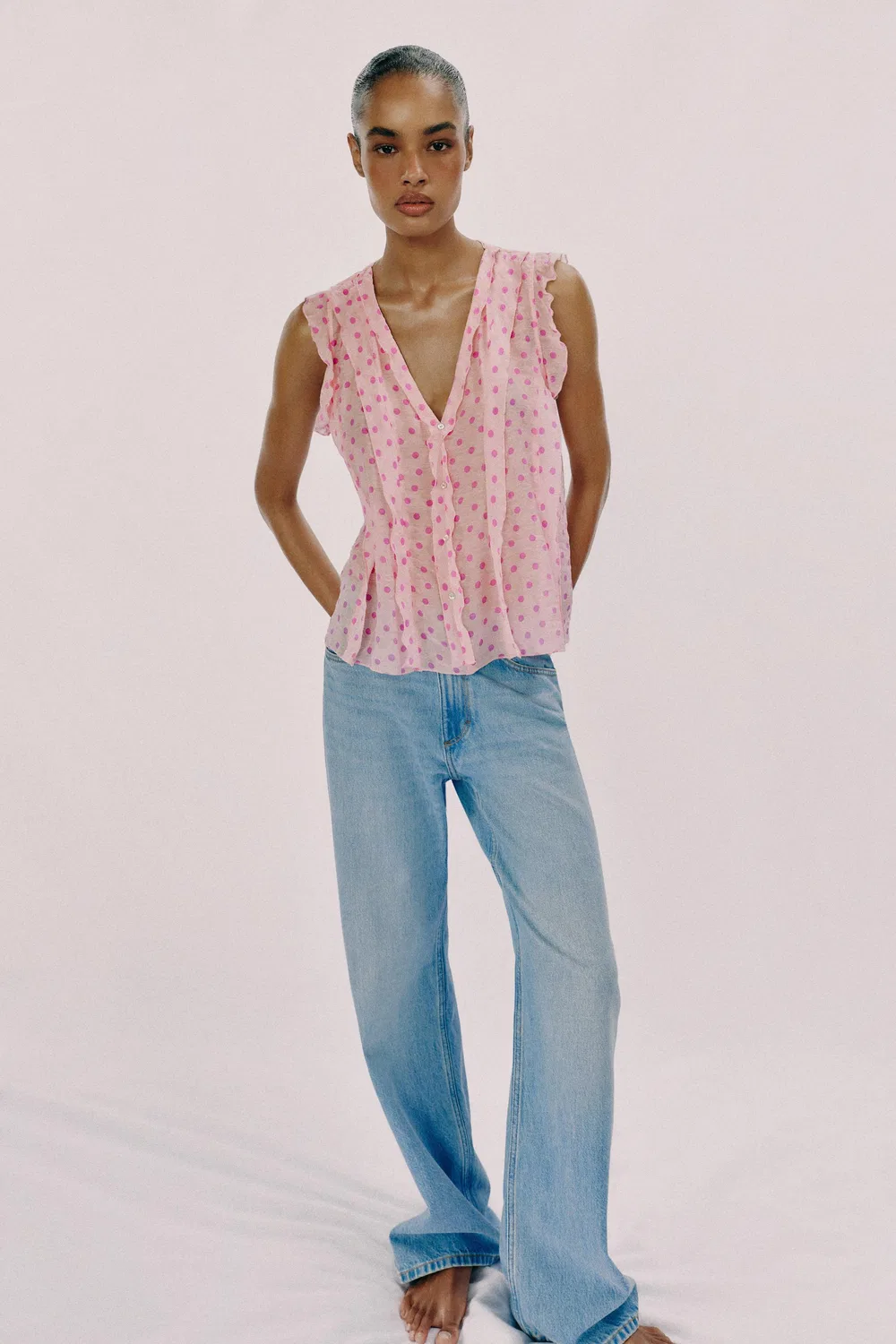 Блузка в горошек с оборками ZARA, Pinks