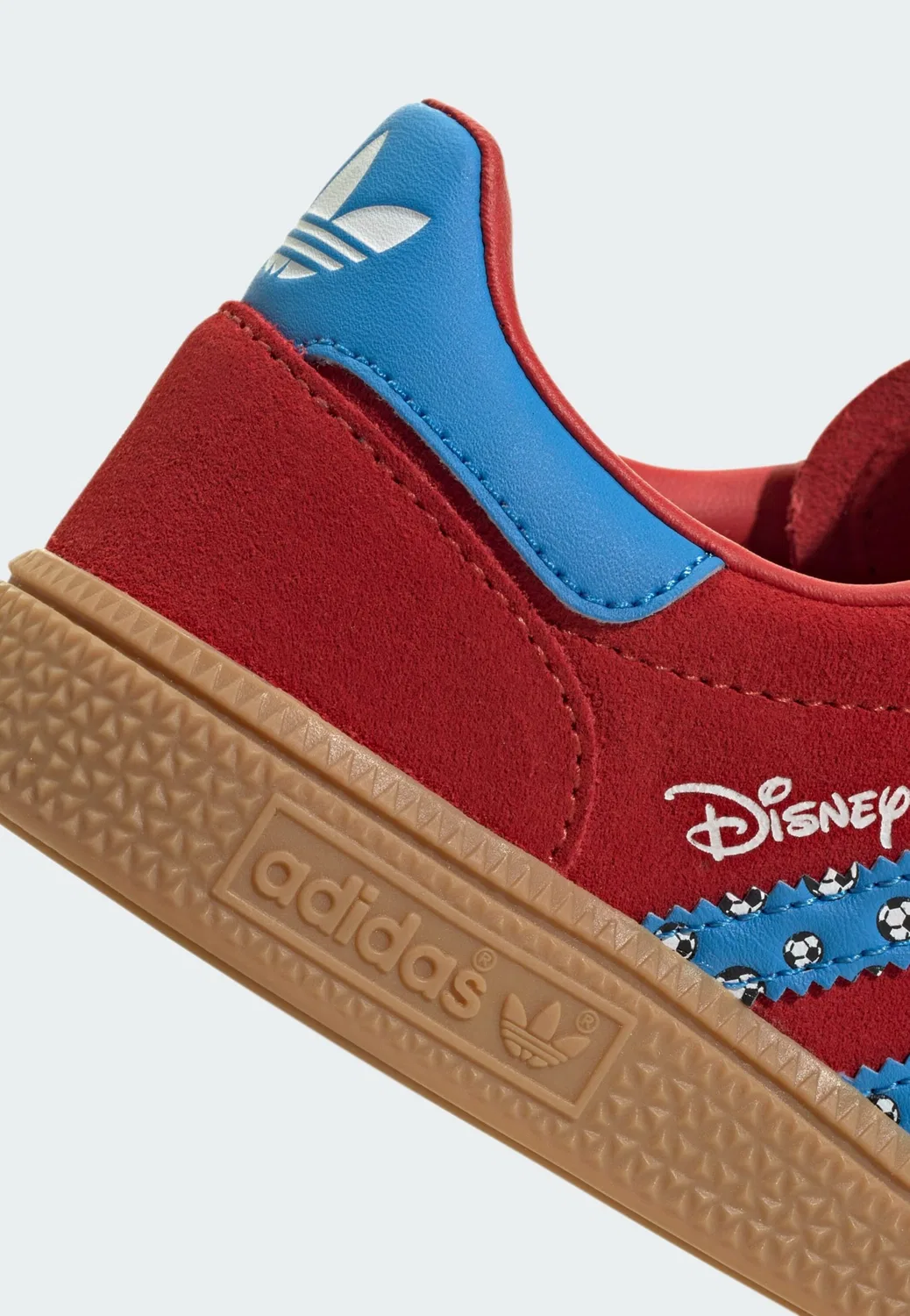 Кроссовки Adidas Originals Disney Handball Spezial Comfort Closure красного цвета — фото 4