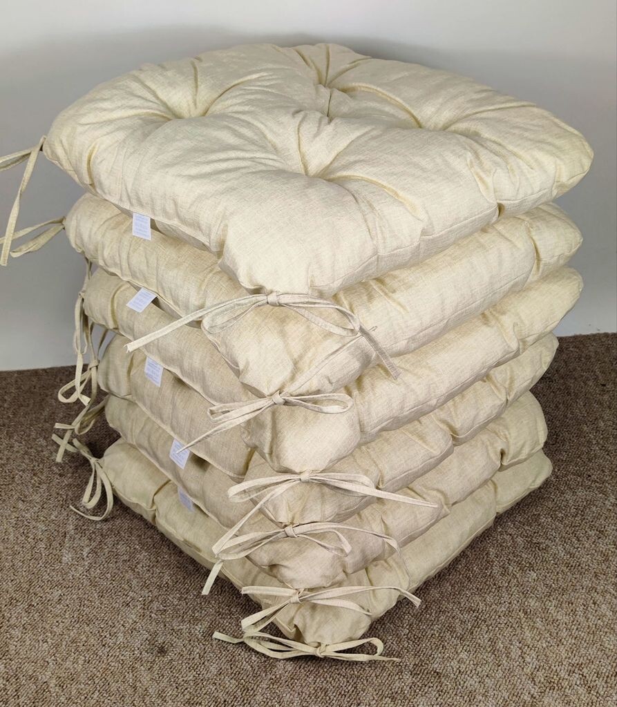 

Подушка на стул/подушка сиденья Rattani Klara 6x, 42 x 42 x 8 см Цвет бежевый