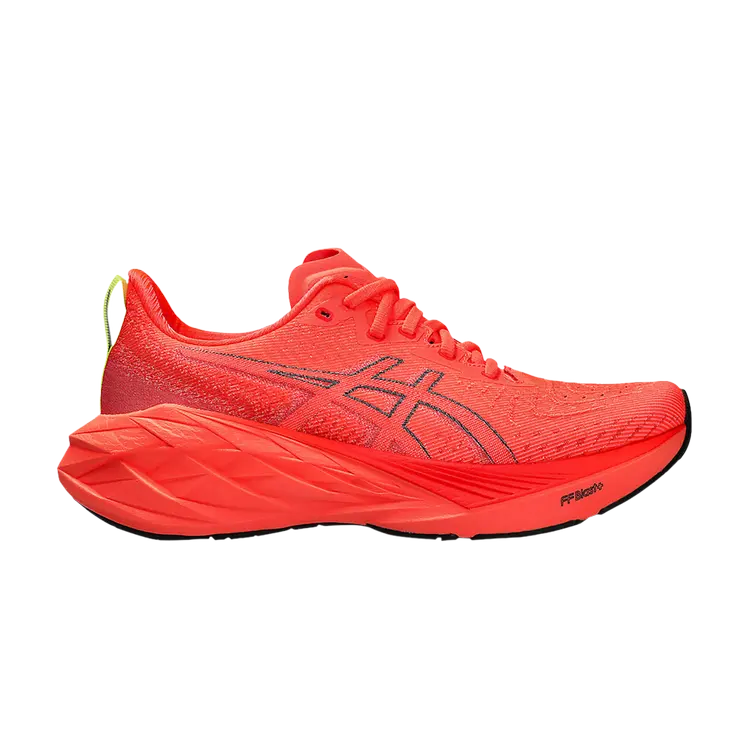 

Кроссовки ASICS Wmns Novablast 4, красный