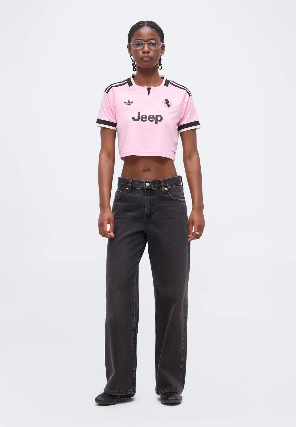 Футболка «Ювентуса» на выездной матч 26/27 (укороченная версия) Adidas Originals, True Pink/Black — фото 2