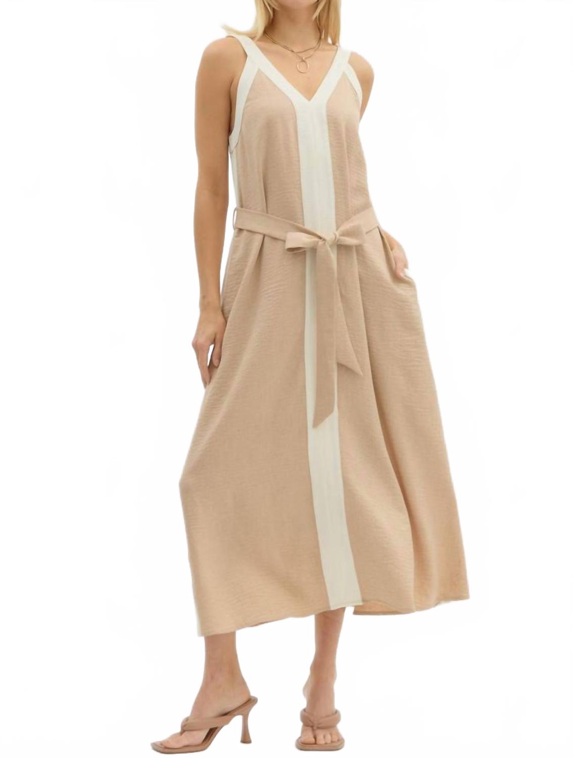 

Миди-платье с поясом в цвете таупе Entro, Taupe