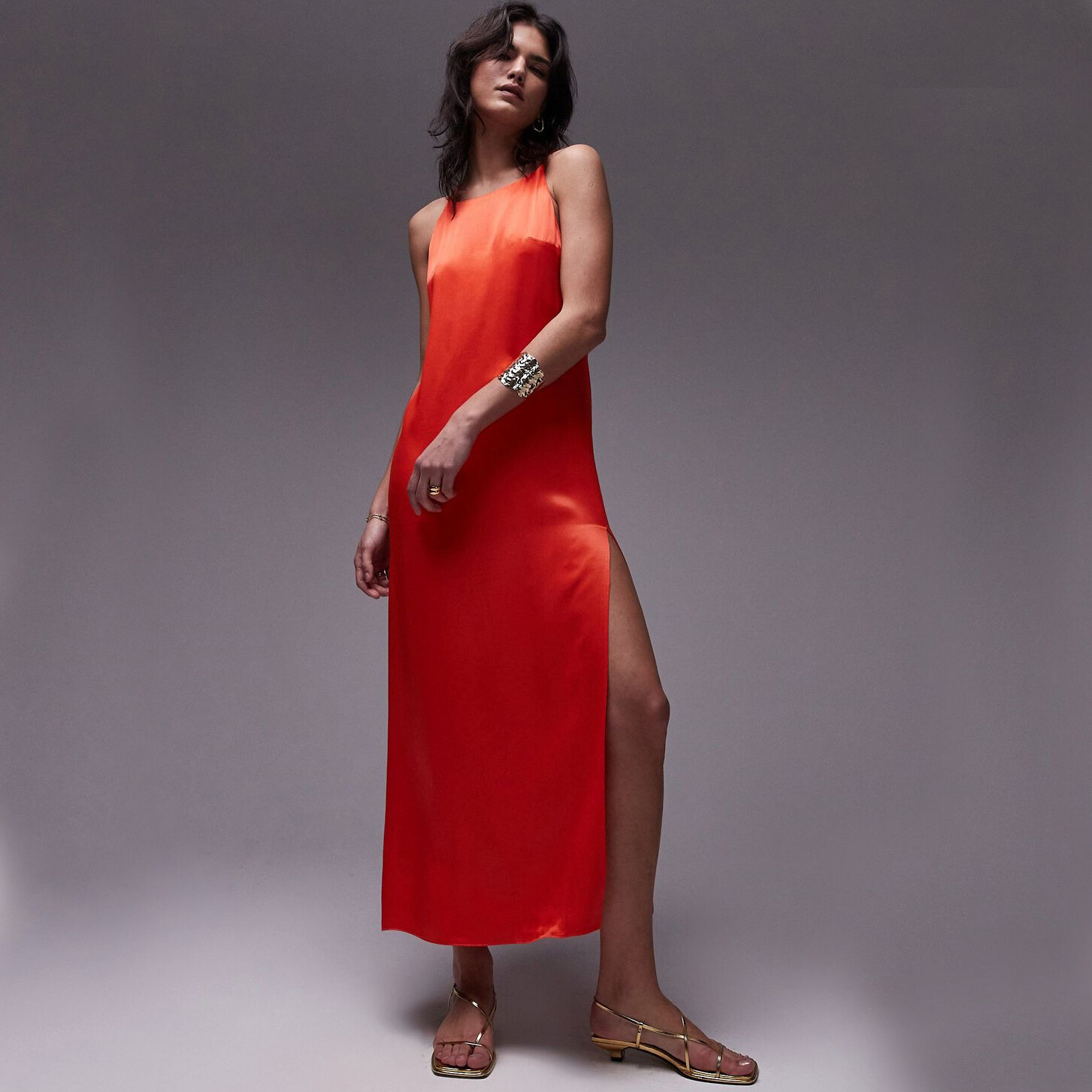 

Платье Topshop Premium High Neck Maxi, красный