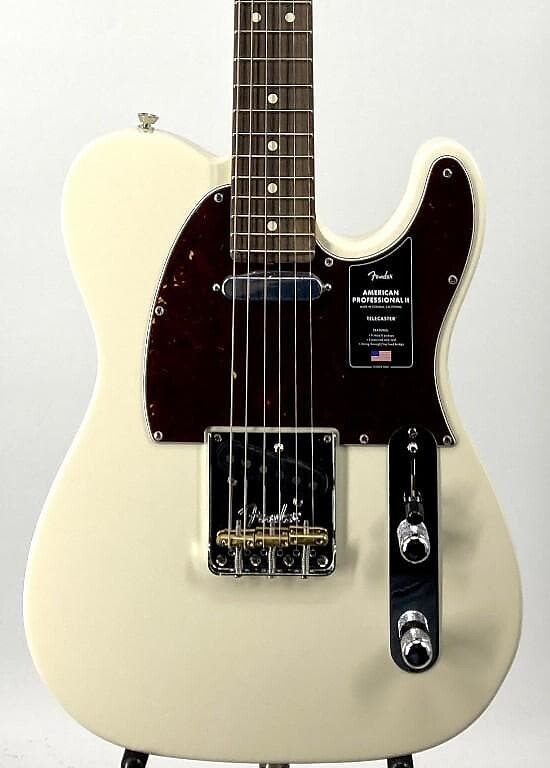 

Fender American Professional II Telecaster Olympic White Серийный №:US2202095