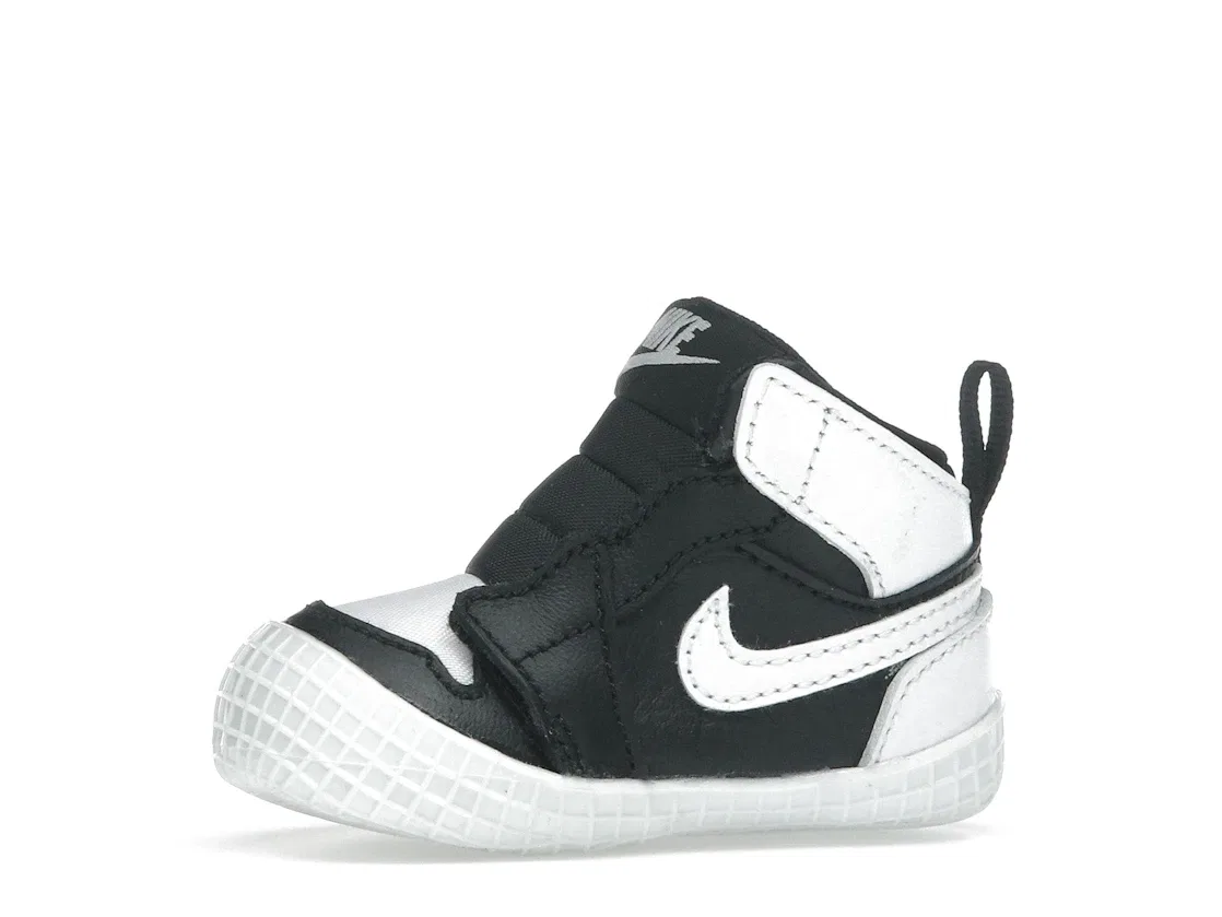 Детские кроссовки Lifestyle с принтом Jordan 1 Crib Bootie Jordan, Black/White/White — фото 3