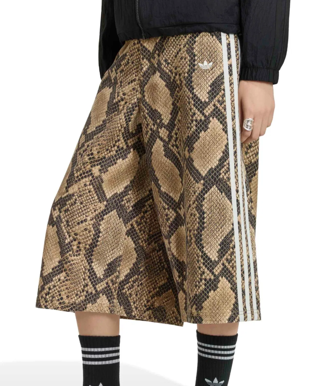 Женские шорты-бермуды свободного кроя с принтом SNAKE PRINT DENIM BERMUDA Adidas, Бежевый