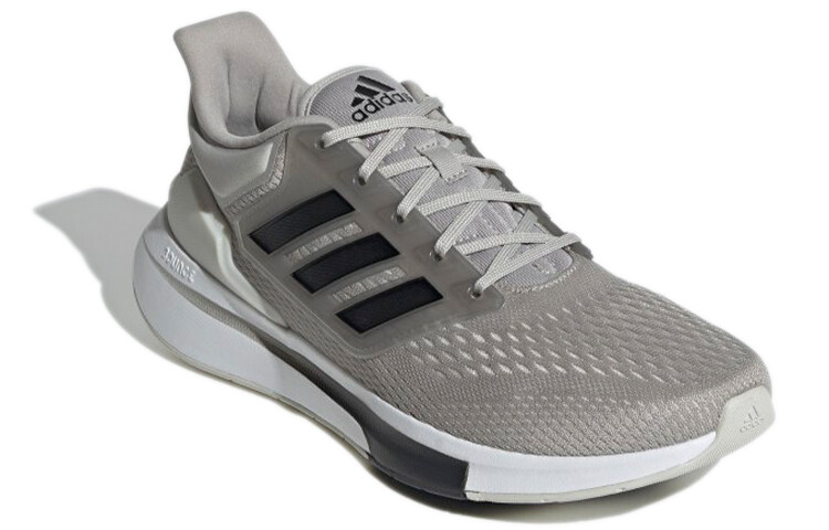 Мужские беговые кроссовки Adidas EQ21 Run, серый — фото 2