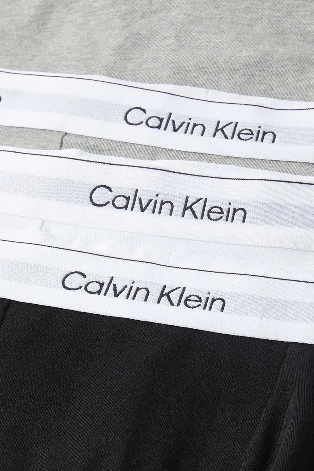 Трусы-боксеры хлопковые комплект из 3 штук Calvin Klein, мультиколор — фото 2