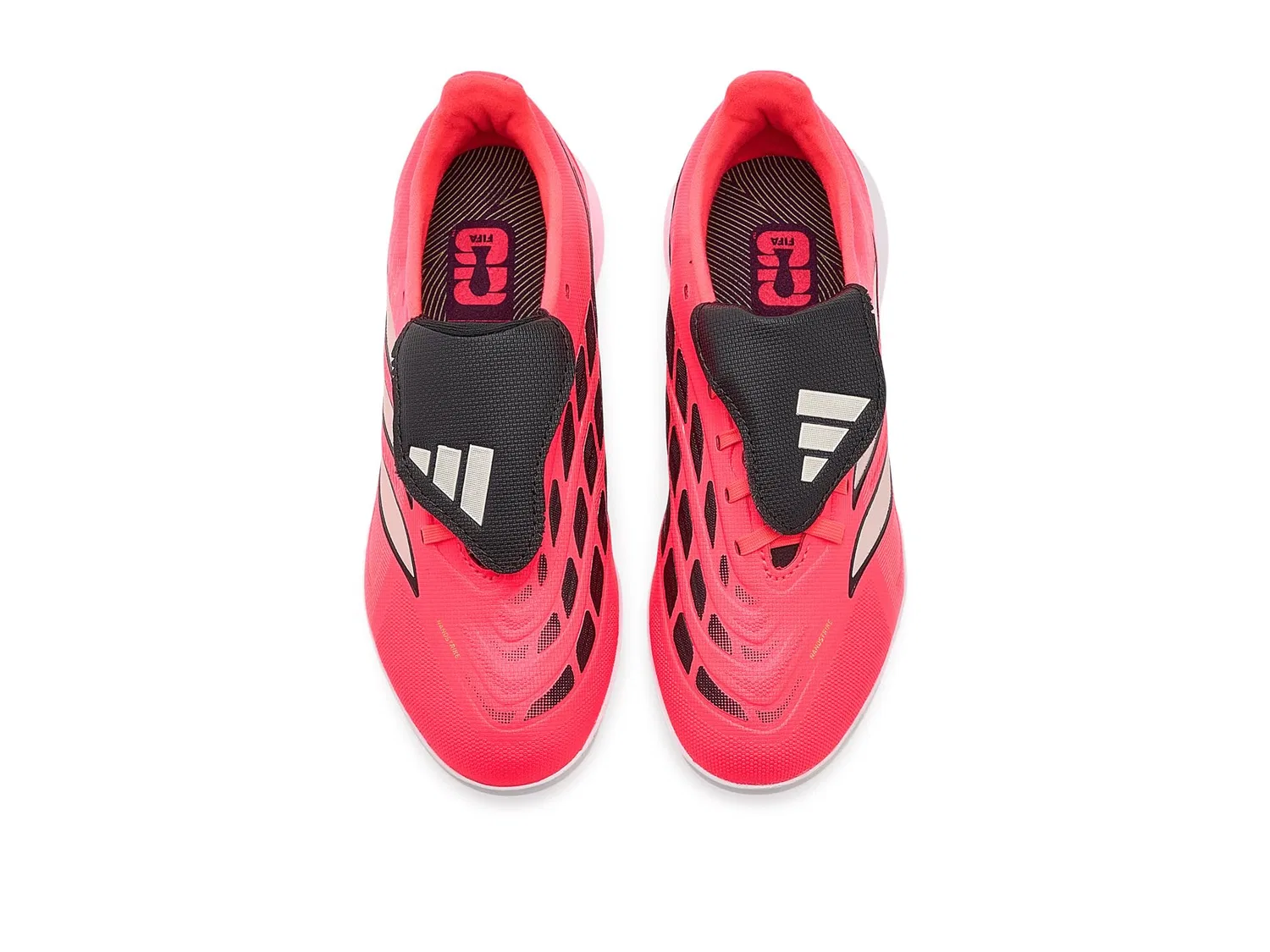 Бутсы Predator League Fold-Over Tongue Turf Football Bo (для маленьких и больших детей) Adidas Kids, Solar Turbo/Thermal Chrome/Core Black — фото 3