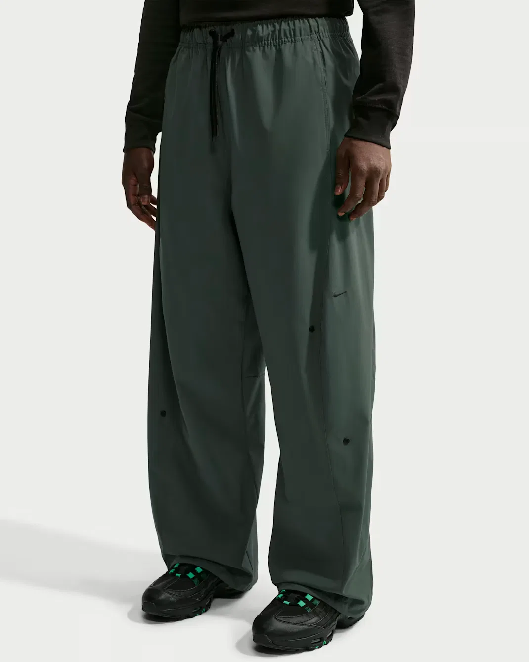 Мужские брюки Dri-FIT Nike Tech Helios, Camo Green/Black — фото 2