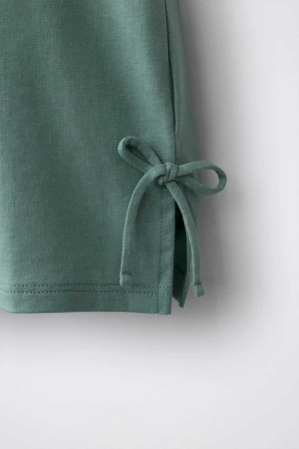 Футболка с деталями, связанными крючком и спицами ZARA, Mid-Green — фото 4