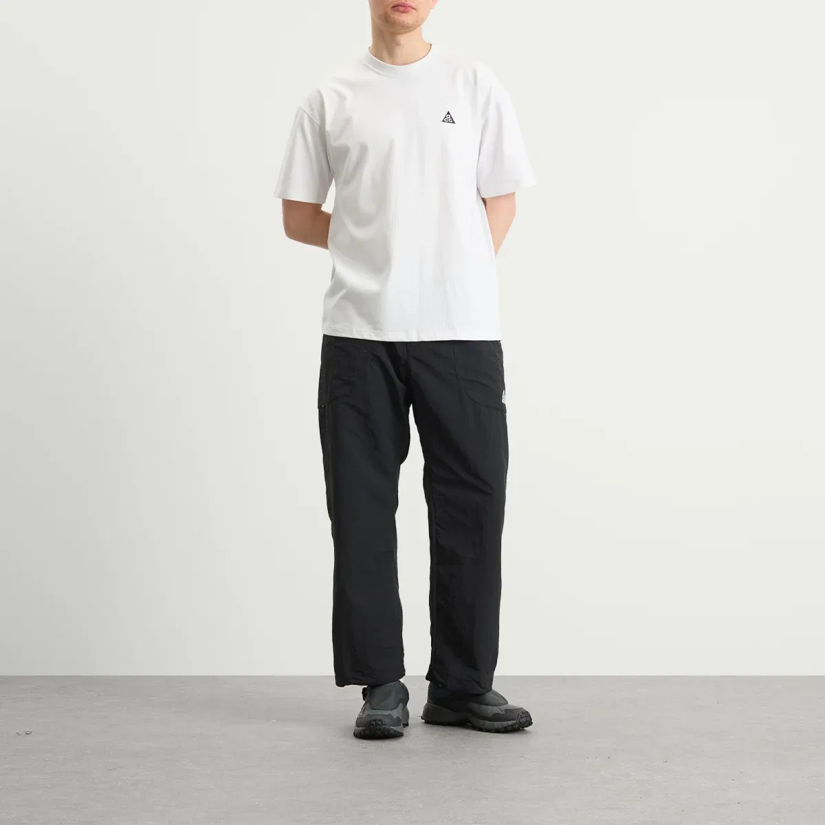 Брюки Nike ACG UV Dolomiti, Black & Summit White — фото 4