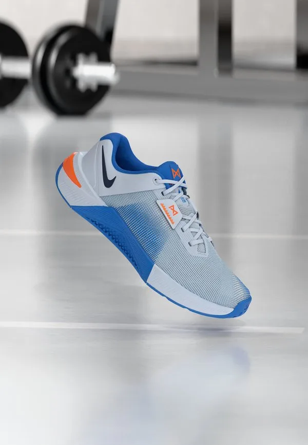 Кроссовки для тренировок metcon 10 Nike Performance, Football Grey/Midnight Navy/Blue Crystal/Orange Frost