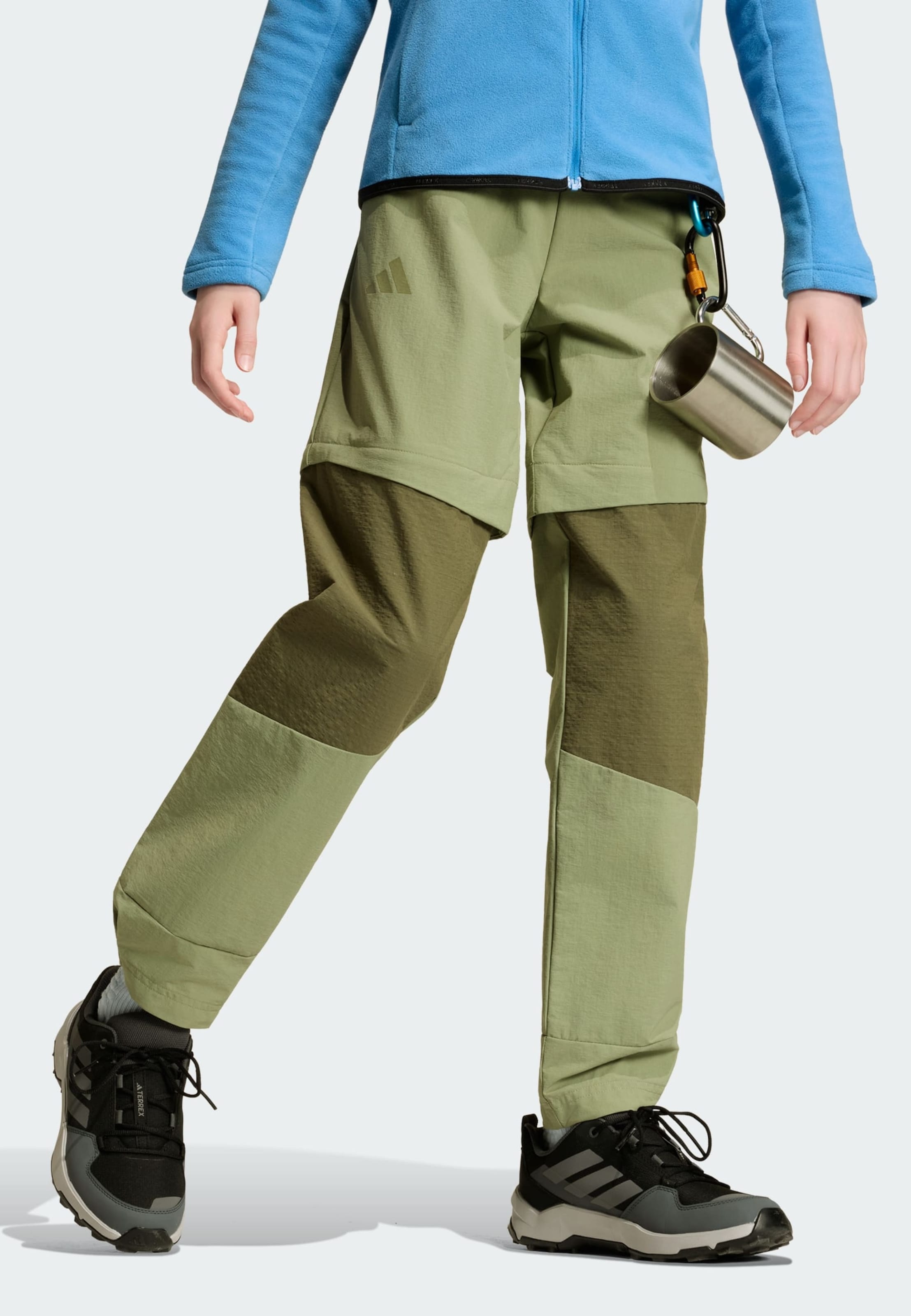 ADIDAS TERREX Уличные штаны Regular 'CLIMA365' в цвете Green, Olive — фото 3